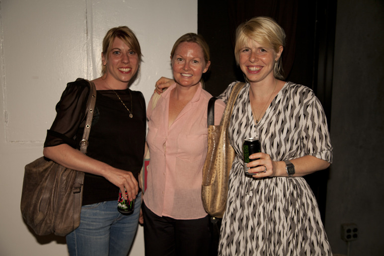 Taji Gallery Bar Bomb 11