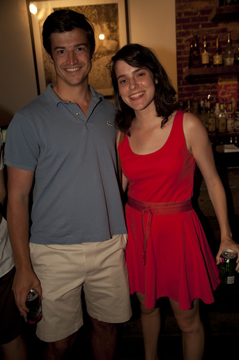 Taji Gallery Bar Bomb 12